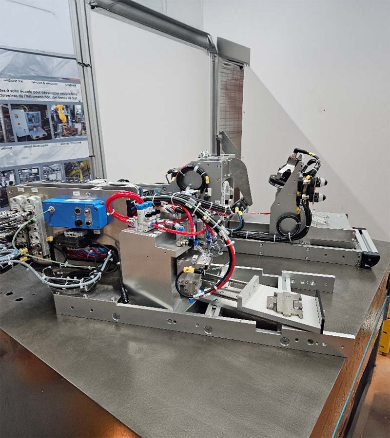 Outillages d’assemblage montés sur tiroir, optimisant l’ergonomie d’utilisation, de réglage et de maintenance